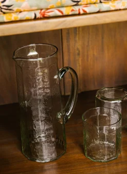 CARAFE EN VERRE EMBOSSÉ VERT CLAIR