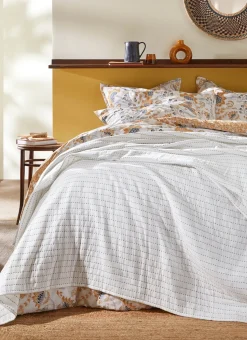 COUVRE LIT MATELASSÉ EREVAN ÉCRU / MARINE