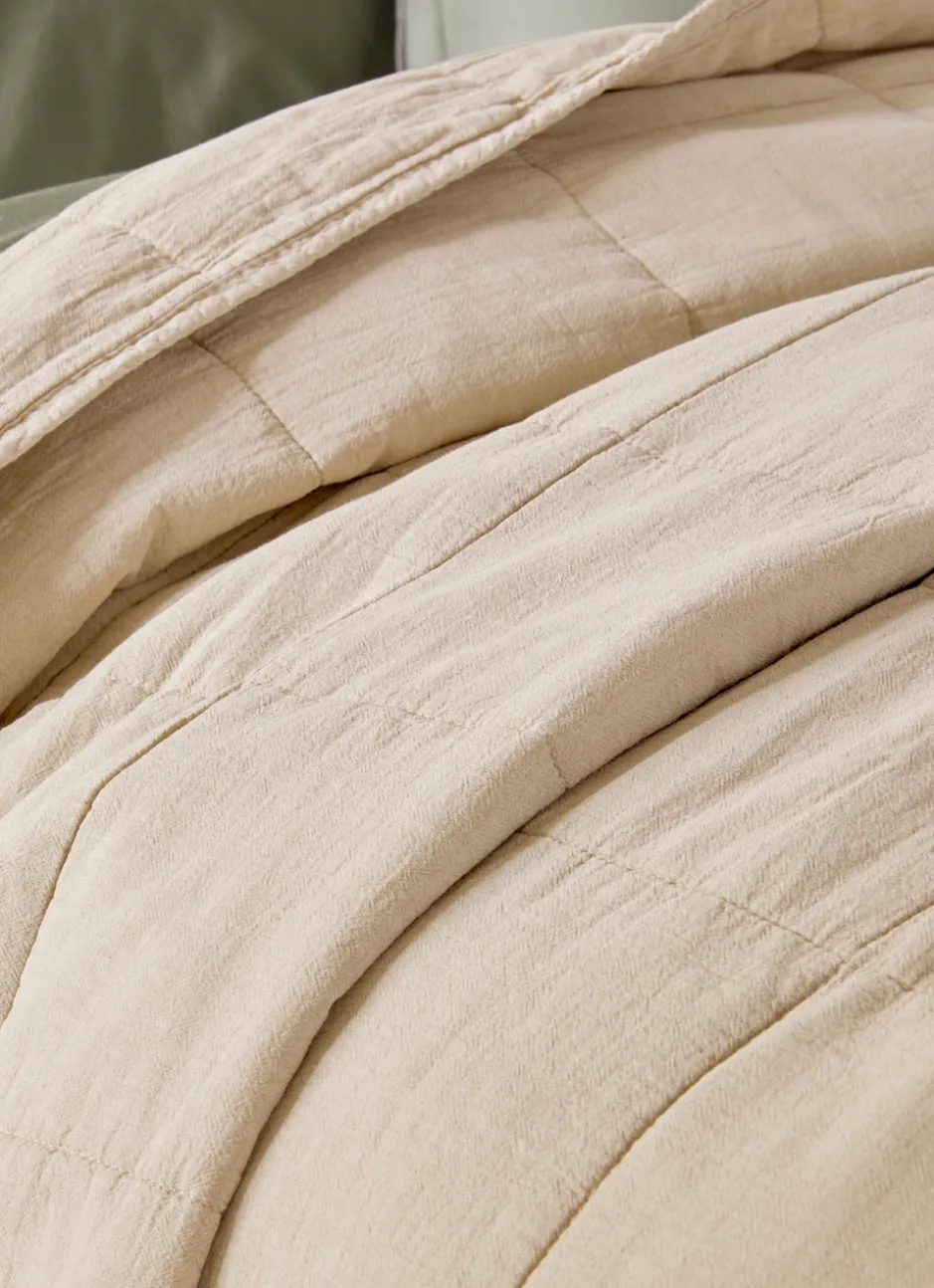 COUVRE-LIT MATELASSÉ UNI BEIGE