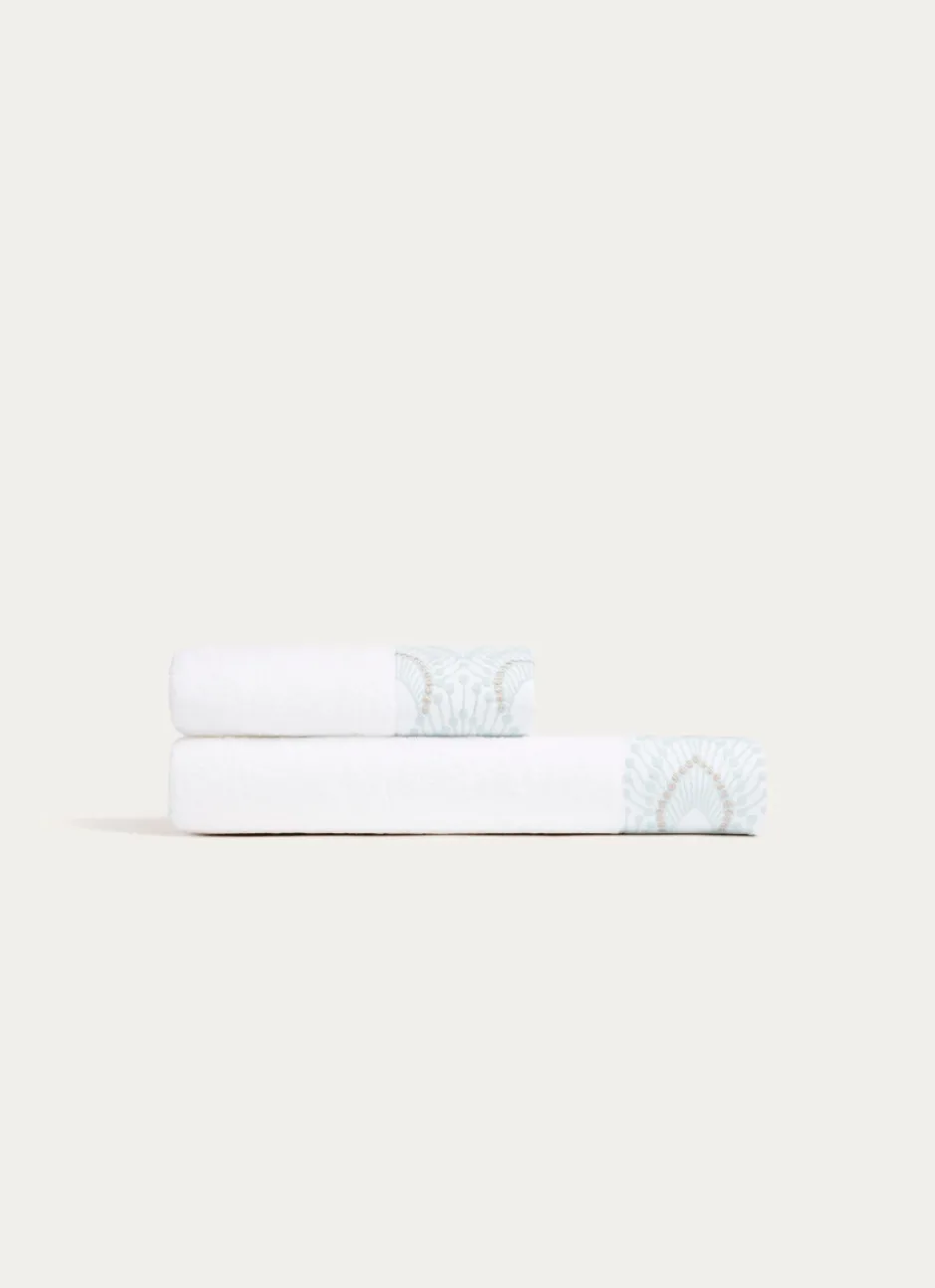 DRAP DE BAIN UNI SABRINA AVEC LITEAU FANTAISIE BLANC