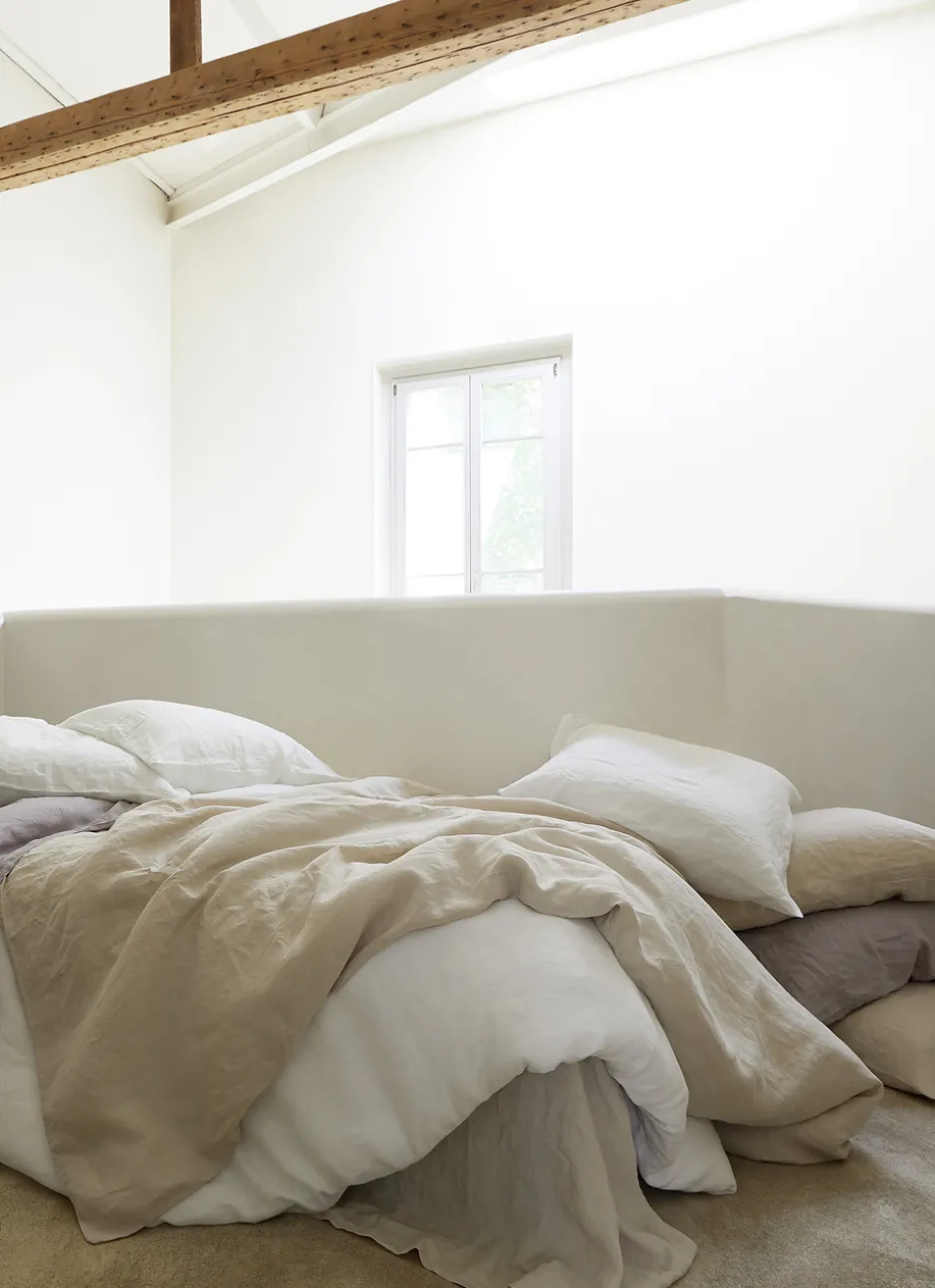 DRAP HOUSSE EN LIN LAVÉ UNI 165GR ARGILE