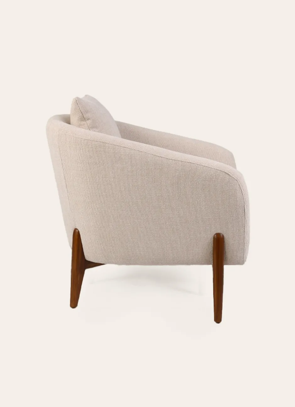 FAUTEUIL EN TISSU ET PIEDS EN BOIS BEIGE