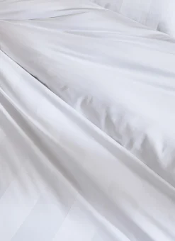 HOUSSE DE COUETTE RAYÉE EN SATIN DE COTON BLANC