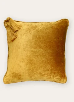 HOUSSE DE COUSSIN EN VELOURS À POMPONS DÉCORATIFS OCRE