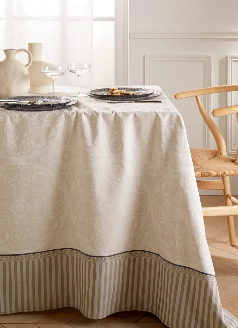 NAPPE JACQUARD EN COTON TISSÉ FIL TEINT BEIGE