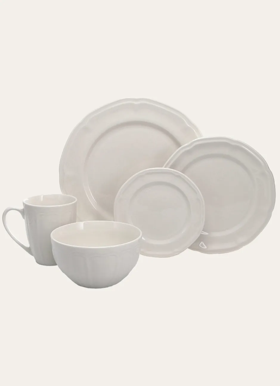 PETITE ASSIETTE EN PORCELAINE BLANC