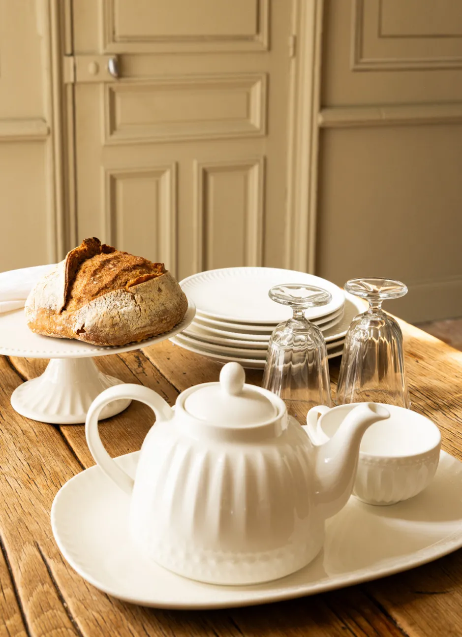 THÉIÈRE EN PORCELAINE BLANC